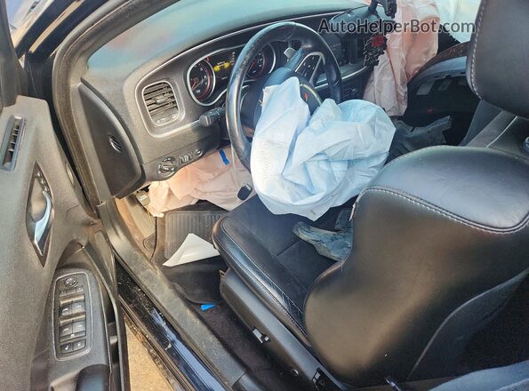 2C3CDXGJ1JH113997 2018 DODGE CHARGER Черный Вид панели приборов