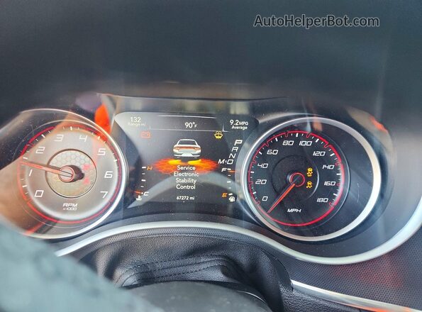2C3CDXGJ2HH589556 2017 DODGE CHARGER Красный Вид щитка приборов