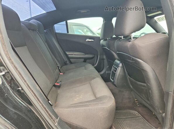 2C3CDXGJ2JH113765 2018 DODGE CHARGER Black Widok tylnych siedzeń