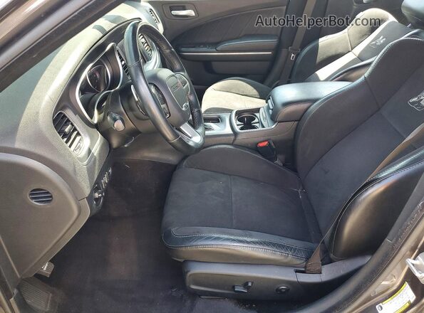 2C3CDXGJ3JH210831 2018 DODGE CHARGER Charcoal Widok wnętrza z przodu