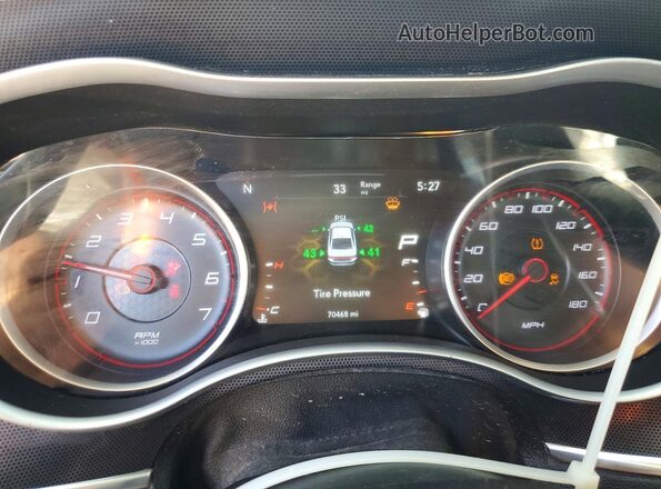 2C3CDXGJ3JH319290 2018 DODGE CHARGER Серый Вид щитка приборов