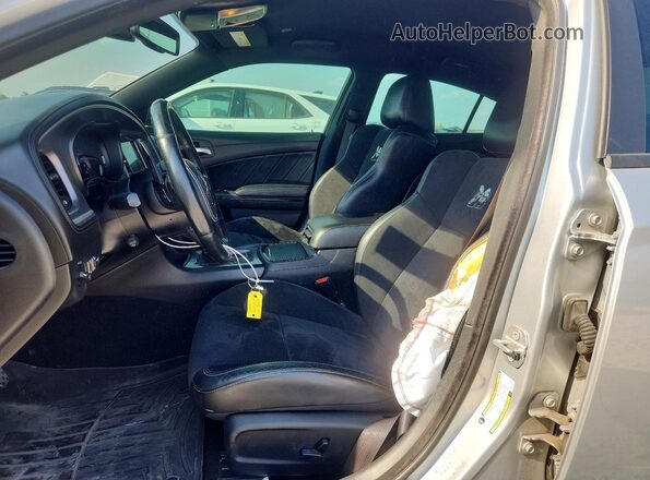 2C3CDXGJ3KH742727 2019 DODGE CHARGER Silver Front interior view
