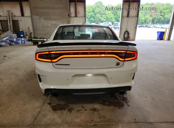 2C3CDXGJ3LH114345 2020 DODGE CHARGER Белый Вид сзади
