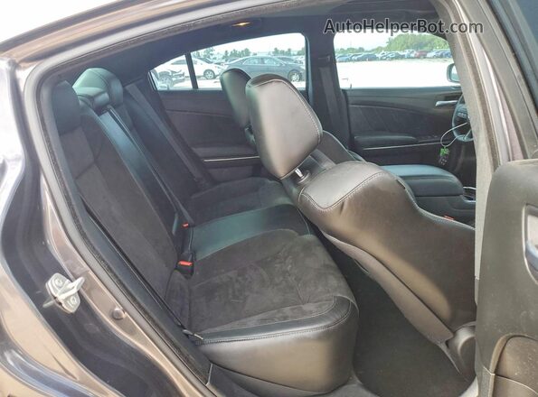 2C3CDXGJ3PH700937 2023 DODGE CHARGER Gray Vista de los asientos traseros
