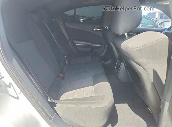 2C3CDXGJ4KH634780 2019 DODGE CHARGER White უკანა სავარძლების ხედი