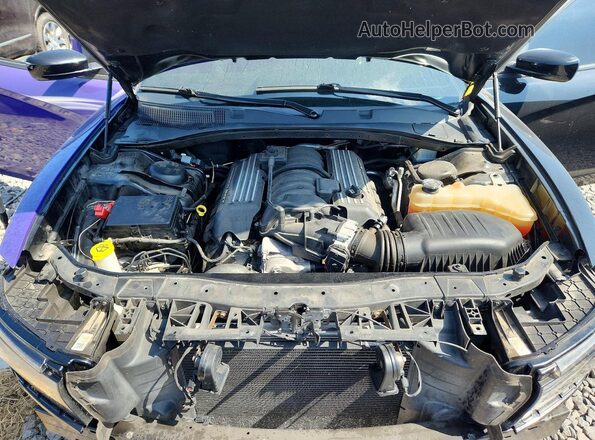 2C3CDXGJ4LH126925 2020 DODGE CHARGER Two Tone Rear interior view