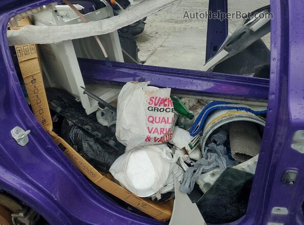 2C3CDXGJ4PH619798 2023 DODGE CHARGER Purple Vista de los asientos traseros