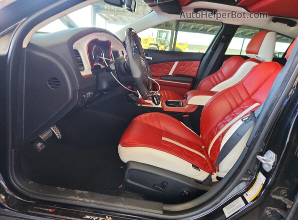 2C3CDXGJ5GH150026 2016 DODGE CHARGER Black Front interior view