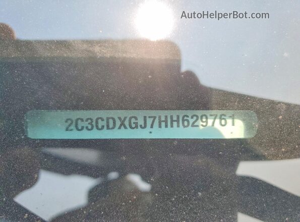 2C3CDXGJ7HH629761 2017 DODGE CHARGER Black Շարժիչի բաժամունքի տեսք