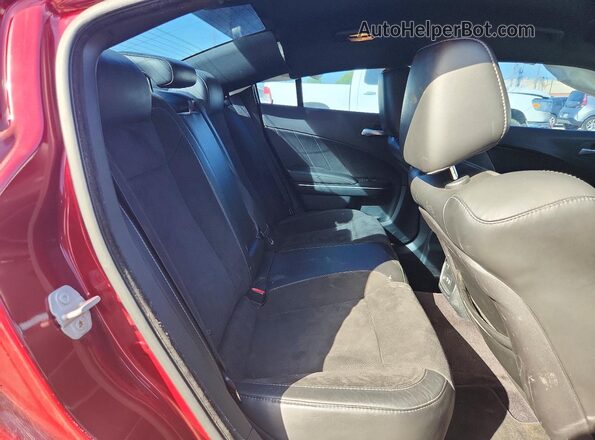 2C3CDXGJ7JH197209 2018 DODGE CHARGER Red უკანა სავარძლების ხედი