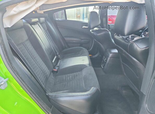 2C3CDXGJ8HH606327 2017 DODGE CHARGER Green Rear seats view