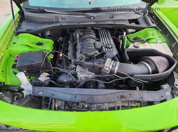 2C3CDXGJ8HH606327 2017 DODGE CHARGER Green Rear interior view