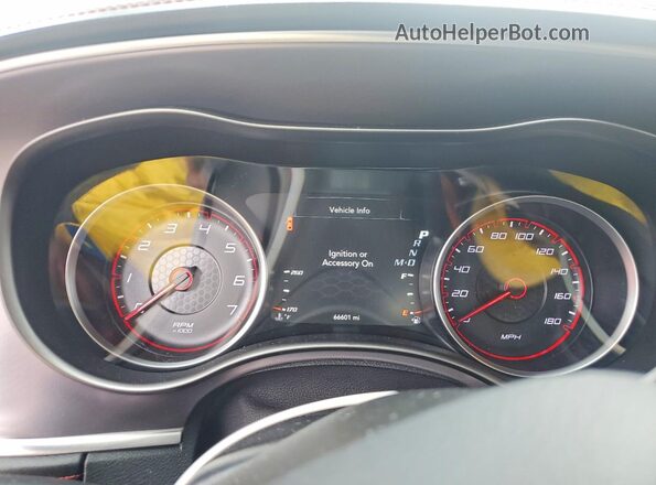 2C3CDXGJ8KH732176 2019 DODGE CHARGER Silver Vista del cuadro de instrumentos