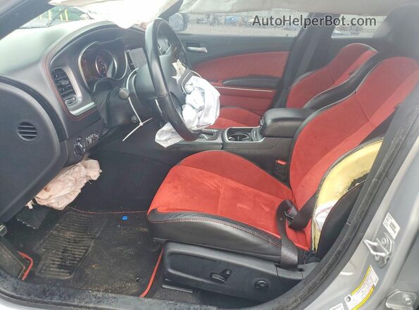 2C3CDXGJ8KH732176 2019 DODGE CHARGER Silver Vista interior delantera
