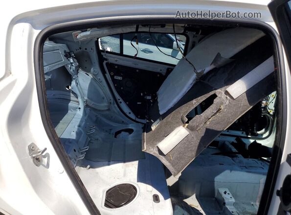 2C3CDXGJXKH532500 2019 DODGE CHARGER White Հետևի նստատեղերի տեսք