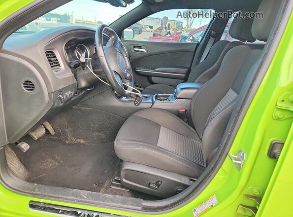 2C3CDXHG0PH589315 2023 DODGE CHARGER Green Вид салону спереду