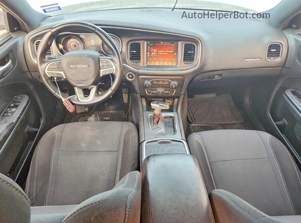 2C3CDXHG1GH203131 2016 DODGE CHARGER Silver Dashboard view
