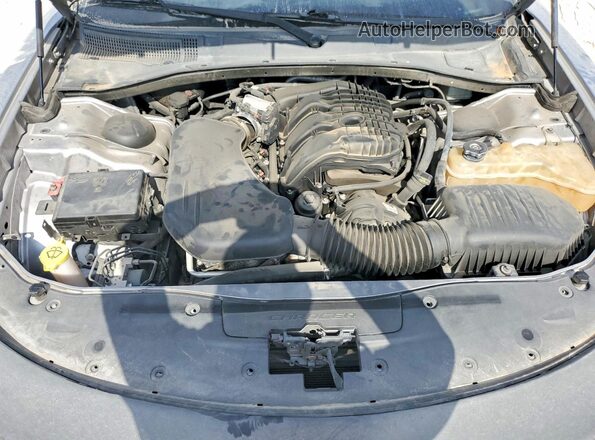2C3CDXHG1GH276340 2016 DODGE CHARGER Silver Rear interior view