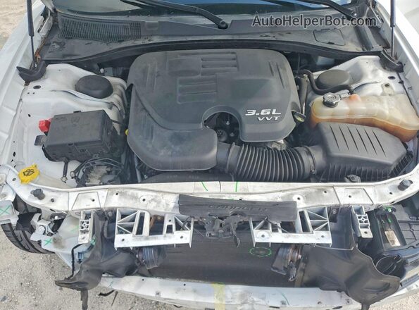 2C3CDXHG1LH101189 2020 DODGE CHARGER Белый Вид задней части салона