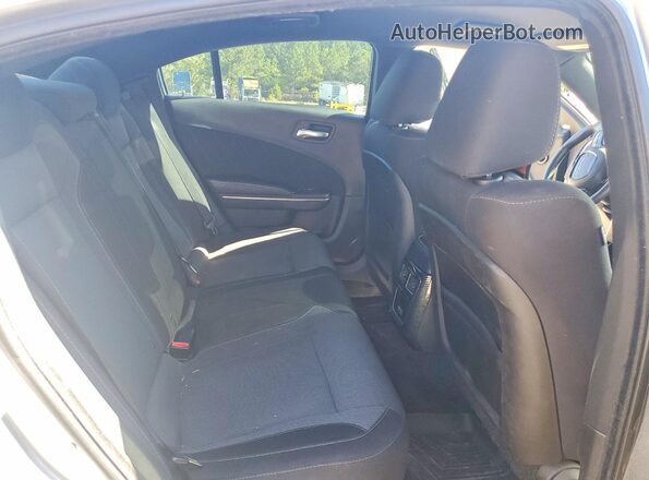 2C3CDXHG2GH140380 2016 DODGE CHARGER Silver Vista de los asientos traseros