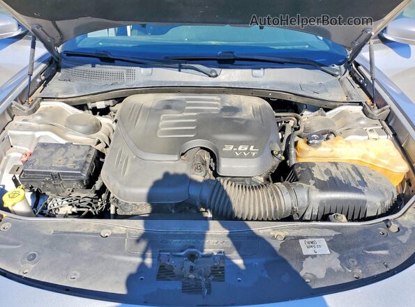 2C3CDXHG2GH140380 2016 DODGE CHARGER Silver Vista interior trasera