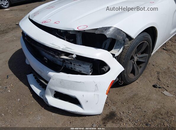 2C3CDXHG2JH175637 2018 DODGE CHARGER White Դիմացի տեսք