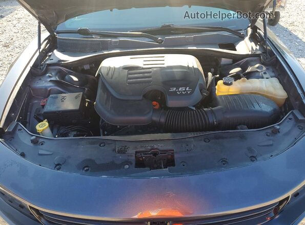 2C3CDXHG2JH197735 2018 DODGE CHARGER Charcoal Rear interior view