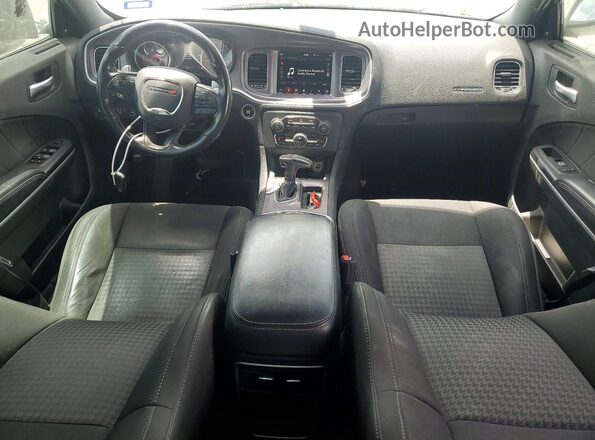 2C3CDXHG2KH583878 2019 DODGE CHARGER White Widok deski rozdzielczej