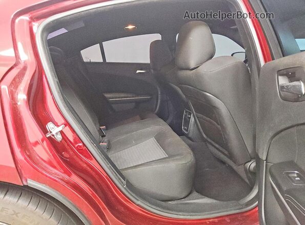 2C3CDXHG2LH155293 2020 DODGE CHARGER Red Rear seats view