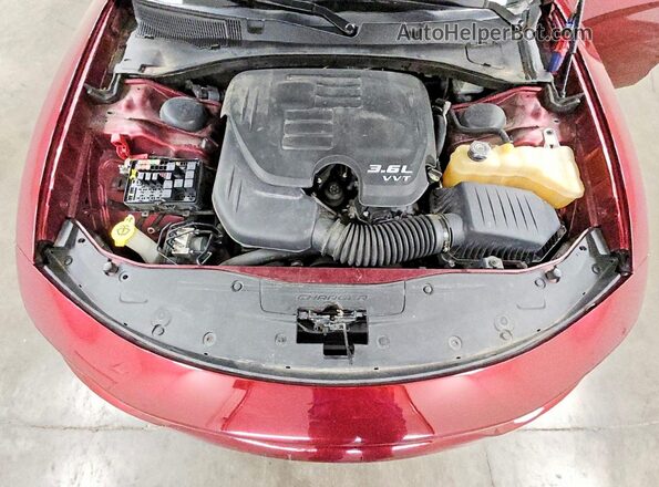 2C3CDXHG2LH155293 2020 DODGE CHARGER Red Rear interior view