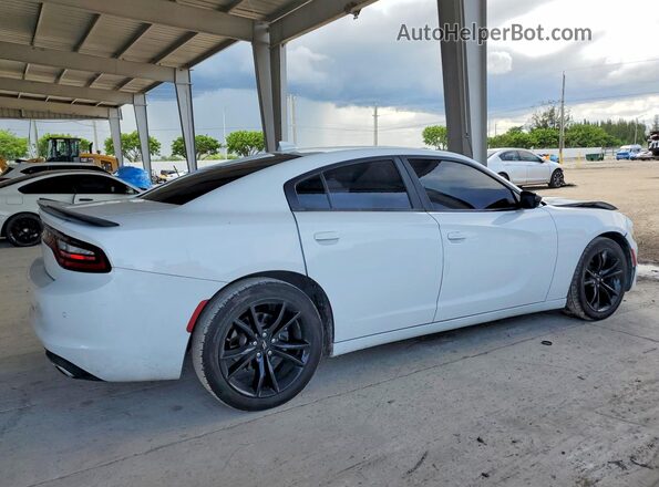 2C3CDXHG3HH593117 2017 DODGE CHARGER Белый Задняя правая четверть