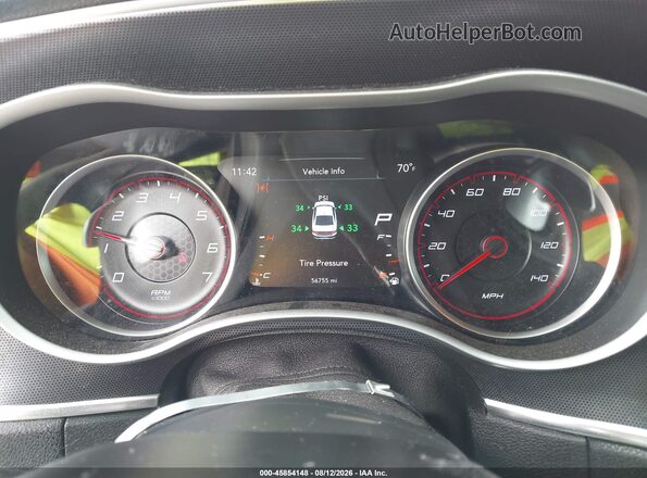 2C3CDXHG3HH642381 2017 DODGE CHARGER Red Widok tylnych siedzeń