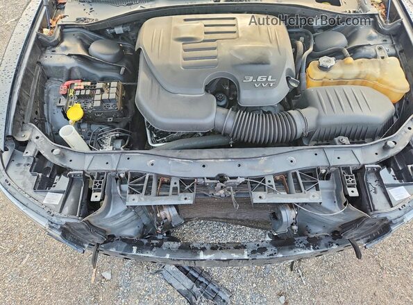 2C3CDXHG3JH128777 2018 DODGE CHARGER Black Rear interior view