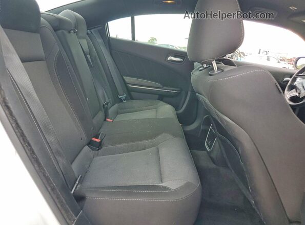 2C3CDXHG3JH313072 2018 DODGE CHARGER White უკანა სავარძლების ხედი