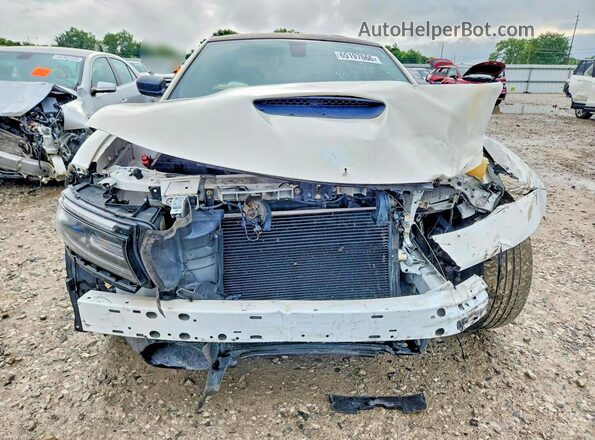 2C3CDXHG3KH579080 2019 DODGE CHARGER White Widok z przodu