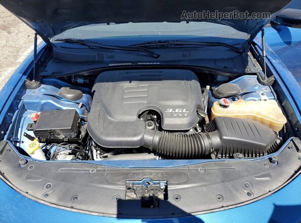 2C3CDXHG3LH238599 2020 DODGE CHARGER Blue Rear interior view