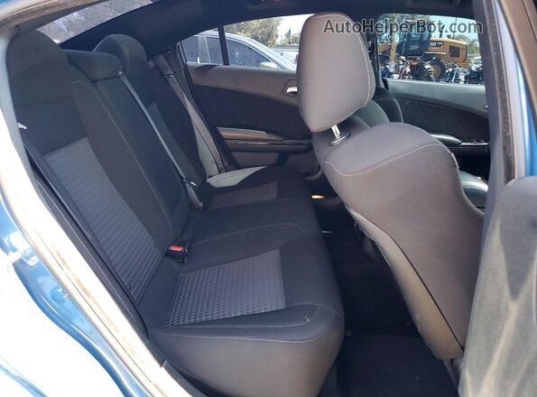 2C3CDXHG3LH238599 2020 DODGE CHARGER Blue Rear seats view