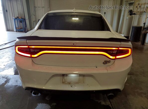 2C3CDXHG4KH747017 2019 DODGE CHARGER White Widok z tyłu