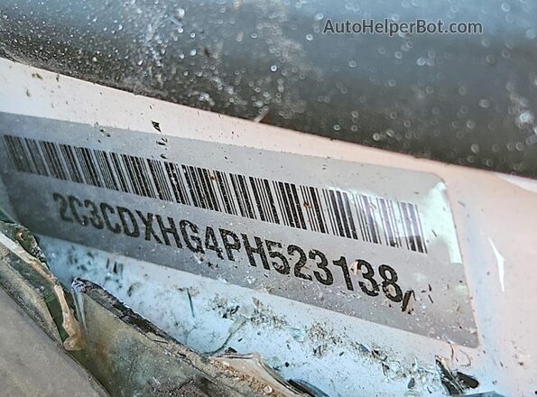 2C3CDXHG4PH523138 2023 DODGE CHARGER White Вид підкапотного простору