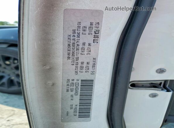 2C3CDXHG5GH346230 2016 DODGE CHARGER White Вид підкапотного простору
