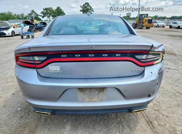 2C3CDXHG5JH133334 2018 DODGE CHARGER Silver Vista trasera