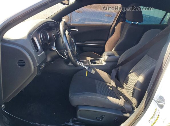 2C3CDXHG5KH685014 2019 DODGE CHARGER White Front interior view