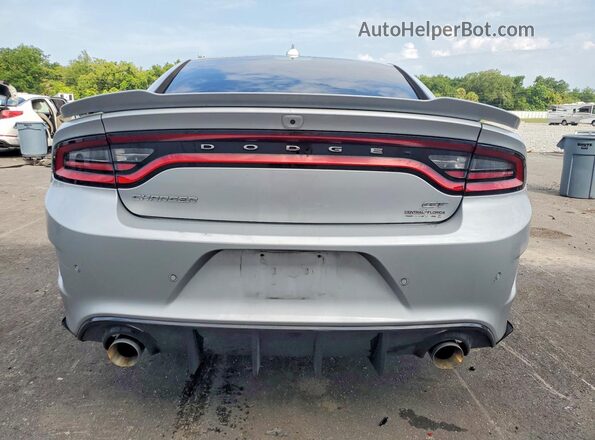 2C3CDXHG5NH183494 2022 DODGE CHARGER Серебряный Вид сзади