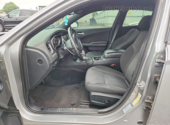 2C3CDXHG6JH142253 2018 DODGE CHARGER Silver Vista interior delantera
