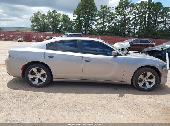 2C3CDXHG7GH227451 2016 DODGE CHARGER Silver Вид задньої частини салону