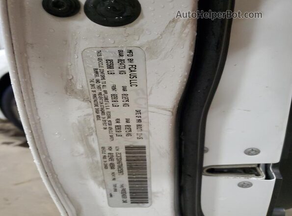 2C3CDXHG7GH252871 2016 DODGE CHARGER White Widok komory silnika