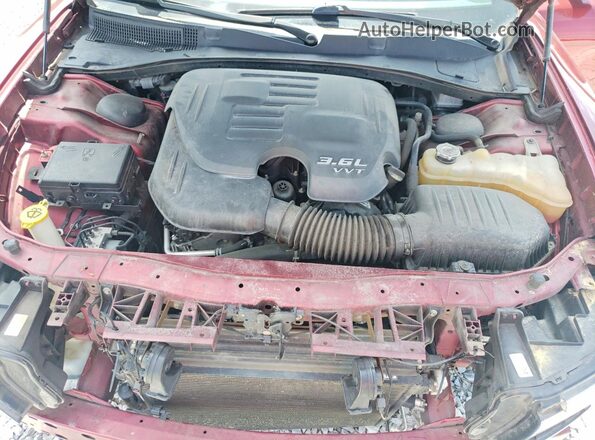 2C3CDXHG7JH207143 2018 DODGE CHARGER Red Rear interior view