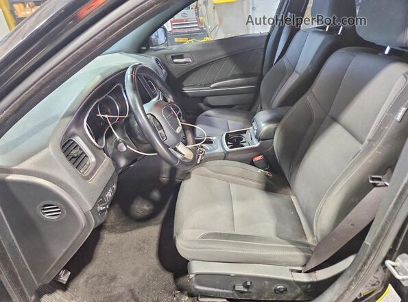 2C3CDXHG7JH328657 2018 DODGE CHARGER Черный Вид салона спереди