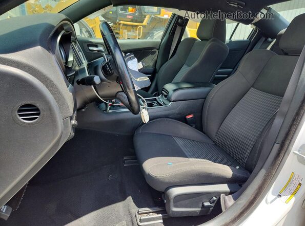 2C3CDXHG7KH684897 2019 DODGE CHARGER White Front interior view