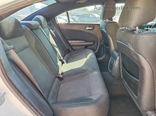 2C3CDXHG8GH266209 2016 DODGE CHARGER Белый Вид задних сидений